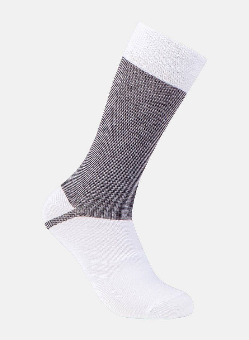 Odds Men's  Pack of 3 Classic Patterned Socks - Image 3